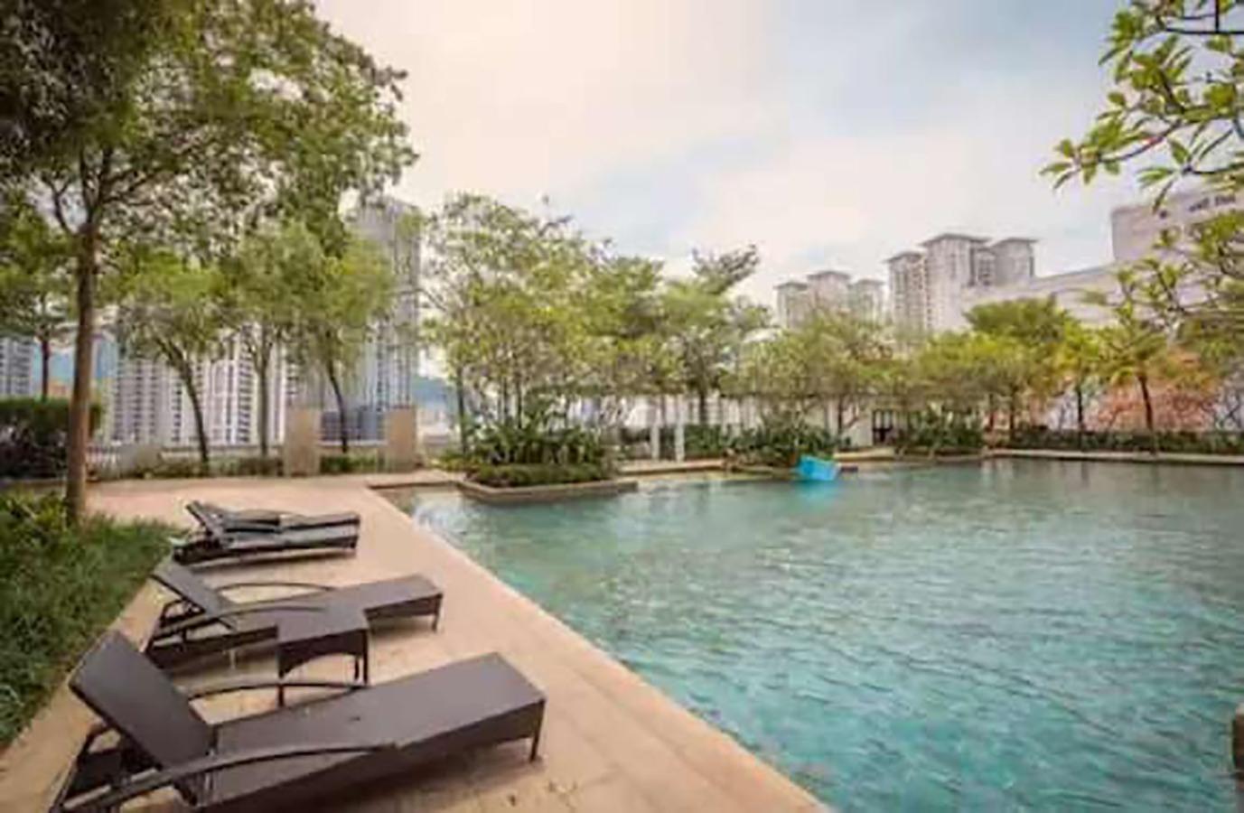 Wow Strait Quay Luxury Suite Room Tanjung Tokong Kültér fotó