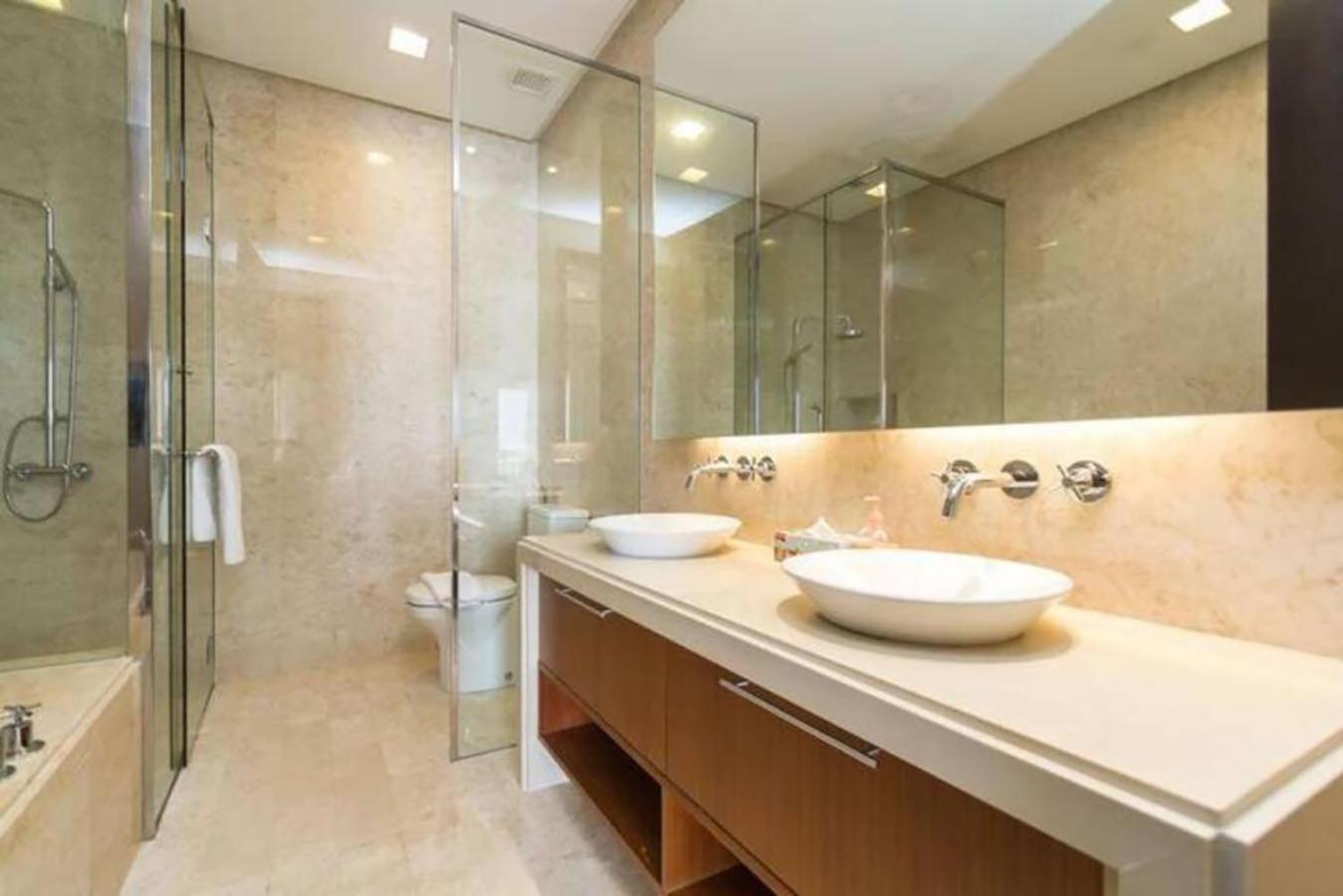 Wow Strait Quay Luxury Suite Room Tanjung Tokong Kültér fotó